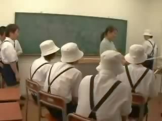 Nhật bản lớp học vui vẻ quay phim